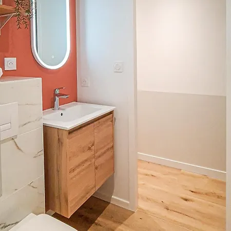 A L'ombre Des Pins, Neuf, Elegant, Parking Gratuit, Netflix, Au Calme A 100m De L'ocean Apartamento *