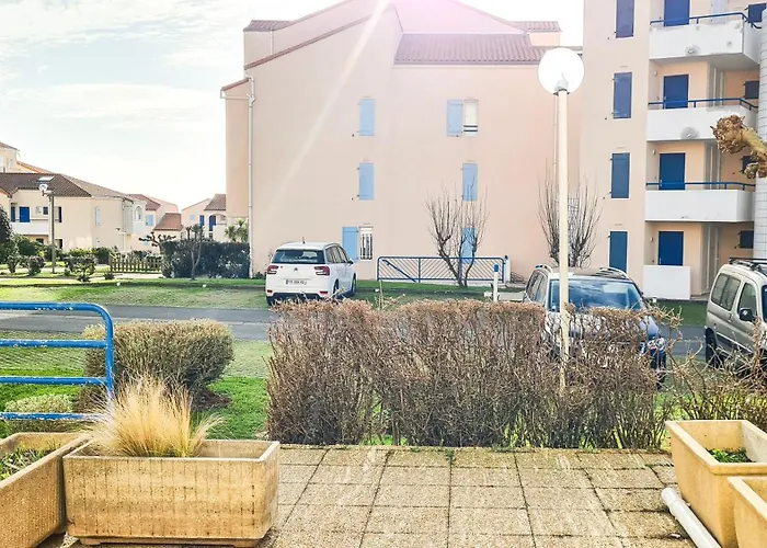 A L'ombre Des Pins, Neuf, élégant, Parking Gratuit, Netflix, Au Calme à 100m De L'océan * Les Sables-dʼOlonne
