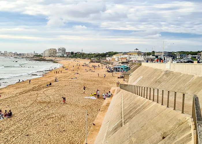 A L'ombre Des Pins, Neuf, élégant, Parking Gratuit, Netflix, Au Calme à 100m De L'océan Appartamento