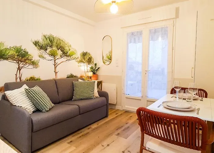 Appartamento A L'ombre Des Pins, Neuf, élégant, Parking Gratuit, Netflix, Au Calme à 100m De L'océan Les Sables-dʼOlonne