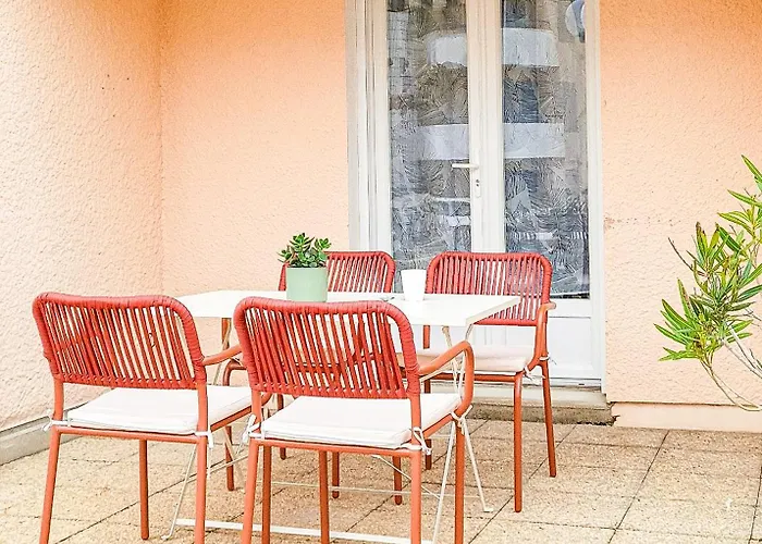 A L'ombre Des Pins, Neuf, élégant, Parking Gratuit, Netflix, Au Calme à 100m De L'océan Appartamento *