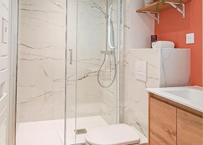 Appartamento A L'ombre Des Pins, Neuf, élégant, Parking Gratuit, Netflix, Au Calme à 100m De L'océan *