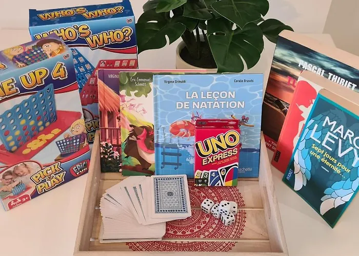 A L'ombre Des Pins, Neuf, élégant, Parking Gratuit, Netflix, Au Calme à 100m De L'océan *